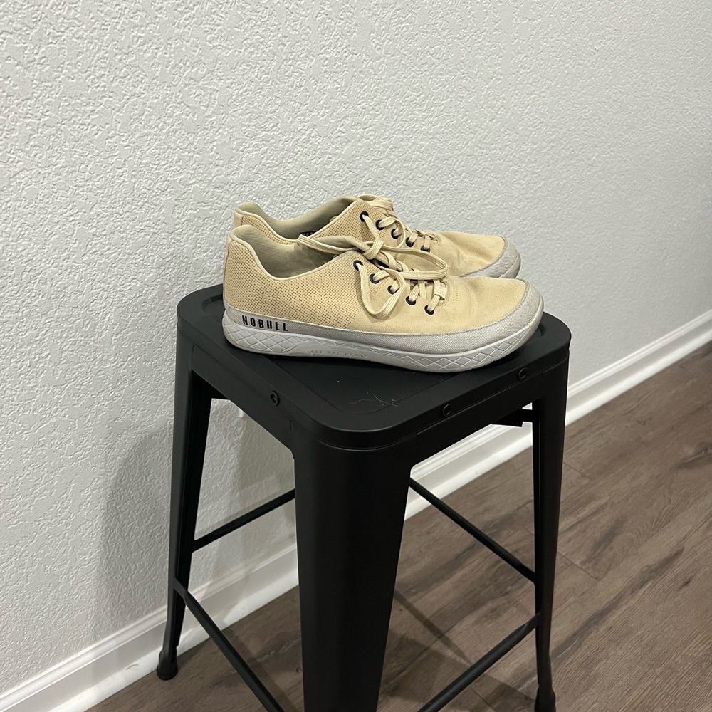 Mens tan NOBULL shoes